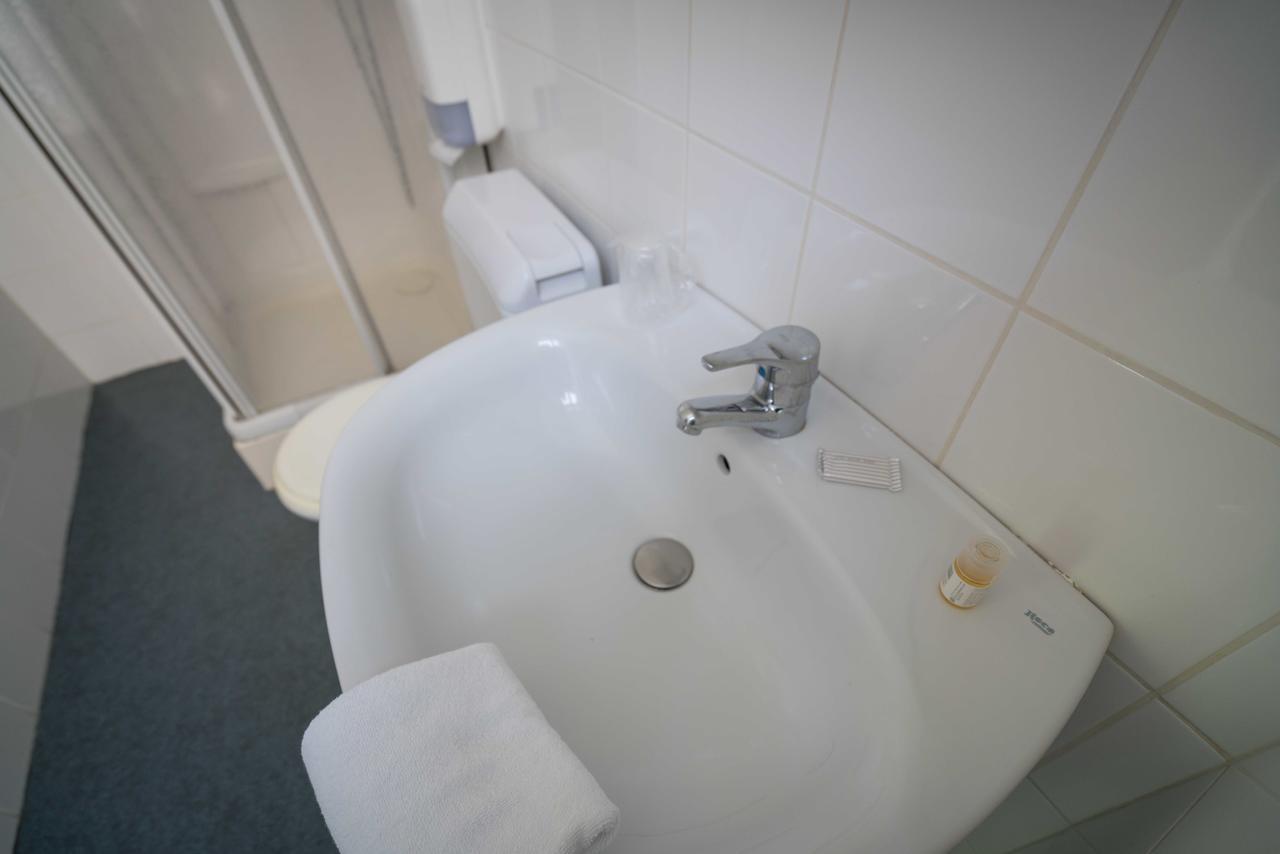 Aquitaine Hotel 2*